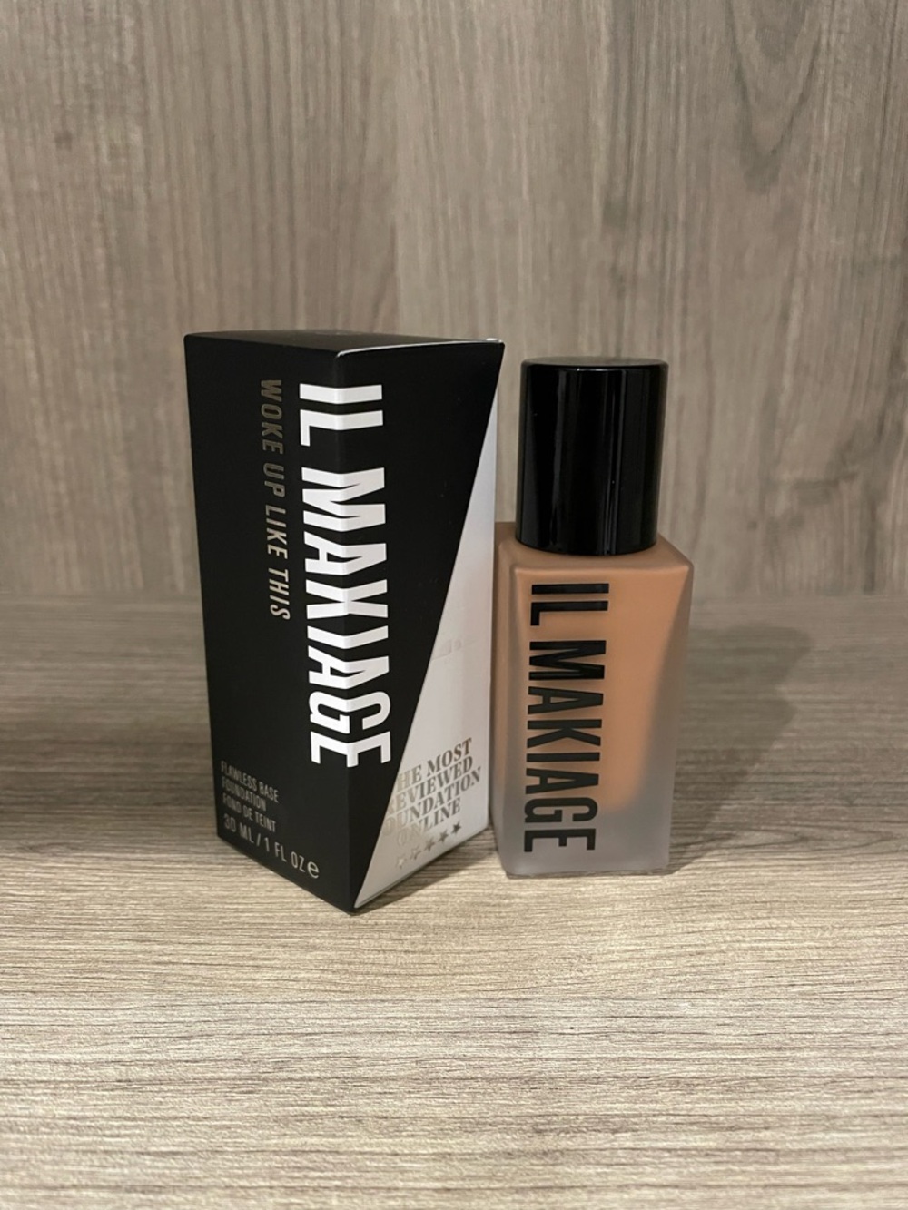 NEW IL MAKIAGE Woke Up Like This Foundation Shade CL 165